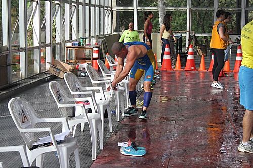 TRANSIÇÃO NATAÇÃO CORRIDA TRANSIÇÃO NATAÇÃO CORRIDA