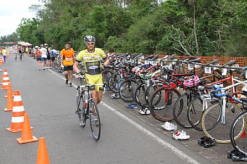 TRANSIÇÃO CORRIDA CICLISMO TRANSIÇÃO CORRIDA CICLISMO